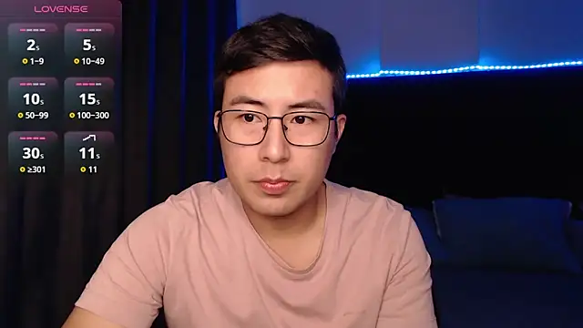 andrewmhilton  online show from March 7, 5:59 am