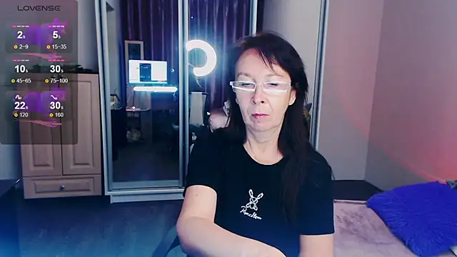 Celine Faer1 online show from May 14, 12:12 pm