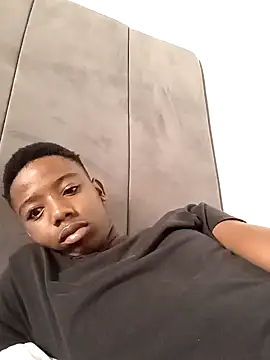 BLACK BOTTOM03 online show from December 1, 4:50 am