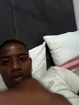 BLACK BOTTOM03 online show from January 5, 6:44 pm