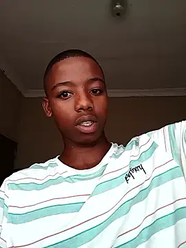 BLACK BOTTOM03 online show from February 2, 7:07 am