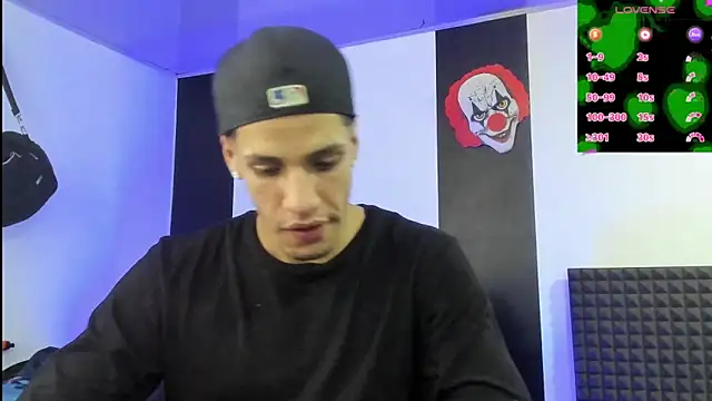 jhonnysnow17 online show from January 6, 1:31 am
