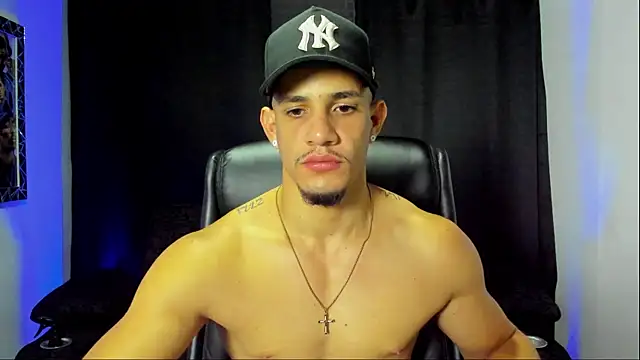 jhonnysnow17 online show from October 23, 2:44 am