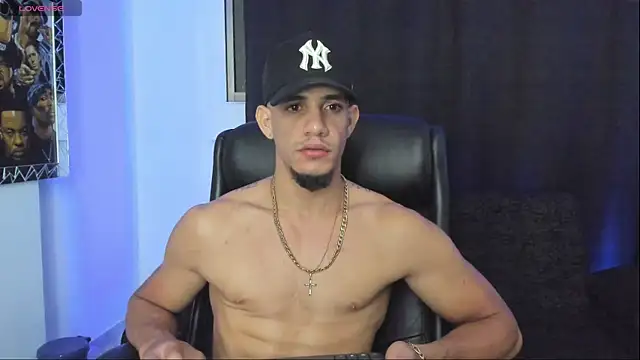 jhonnysnow17 online show from May 7, 4:51 am