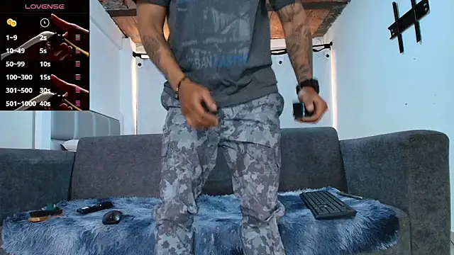 doglass costa online show from November 19, 2:06 pm