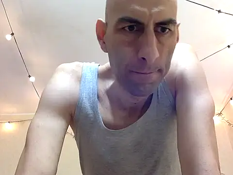 Snapshot of HandsomeAlfie chatting on September 27, 8:19 am HandsomeAlfie online show from September 27, 8:19 am