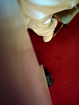 TiffanyMaze online show from March 11, 7:03 am