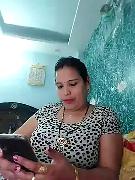 Poojabhabi101 online show from January 26, 6:59 am