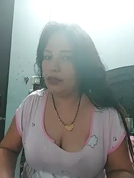 Poojabhabi101 online show from September 11, 5:51 am