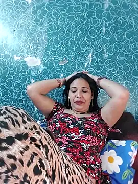 Poojabhabi101 online show from October 8, 6:05 pm