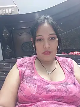 Snapshot of Poojabhabi101 chatting on May 9, 6:40 am Poojabhabi101 online show from May 9, 6:40 am