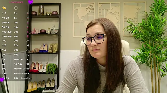 SelineSole online show from November 17, 4:13 pm