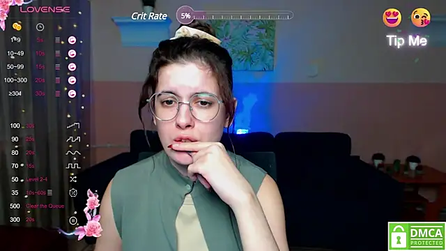 Snapshot of Aminabeatris chatting on January 23, 12:30 pm Aminabeatris online show from January 23, 12:30 pm