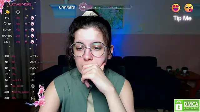 Snapshot of Aminabeatris chatting on January 23, 3:32 pm Aminabeatris online show from January 23, 3:32 pm