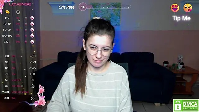 Snapshot of Aminabeatris chatting on February 4, 9:28 am Aminabeatris online show from February 4, 9:28 am