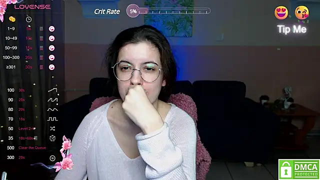 Snapshot of Aminabeatris chatting on February 13, 9:41 am Aminabeatris online show from February 13, 9:41 am