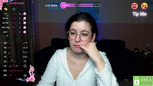 Snapshot of Aminabeatris chatting on March 18, 9:52 am Aminabeatris online show from March 18, 9:52 am