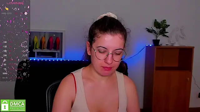 Snapshot of Aminabeatris chatting on September 24, 5:33 am Aminabeatris online show from September 24, 5:33 am