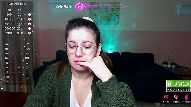 Snapshot of Aminabeatris chatting on October 23, 5:29 am Aminabeatris online show from October 23, 5:29 am