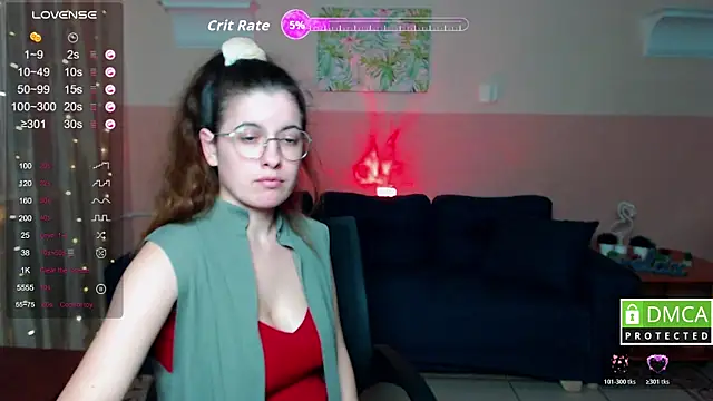 Snapshot of Aminabeatris chatting on October 28, 12:30 pm Aminabeatris online show from October 28, 12:30 pm