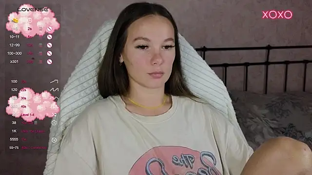 lil luna x online show from September 9, 8:41 pm