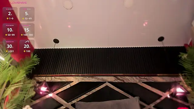 Snapshot of Aluna_sweet chatting on October 24, 7:49 am Aluna sweet online show from October 24, 7:49 am