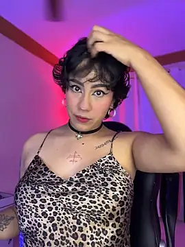 ZahaRoseee online show from March 6, 12:29 am