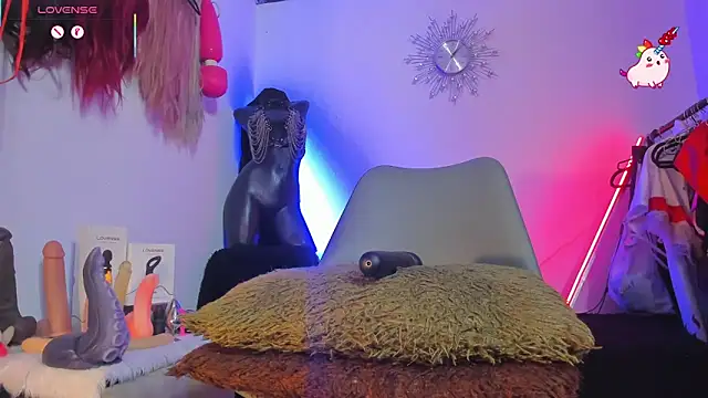 Snapshot of mal_x chatting on March 27, 8:48 am mal x online show from March 27, 8:48 am