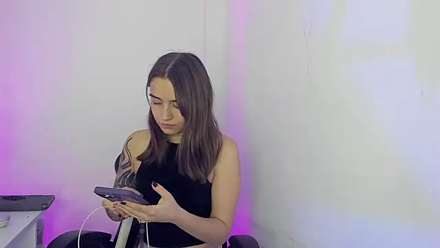  alicerosse2 online show from February 28, 11:45 pm