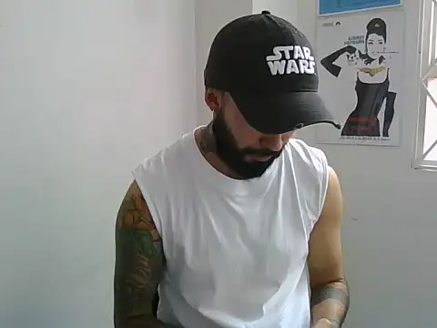 Snapshot of transgenderboy chatting on July 9, 3:05 pm transgenderboy online show from July 9, 3:05 pm