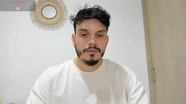 alejandro stark online show from December 25, 12:05 pm