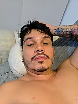 alejandro stark online show from May 2, 11:43 pm