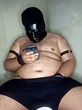 Snapshot of Kidding_Road chatting on October 5, 9:34 pm Kidding Road online show from October 5, 9:34 pm