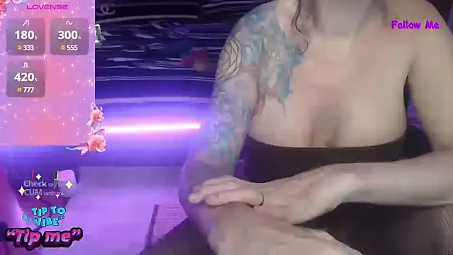 VenusX online show from March 2, 4:42 pm