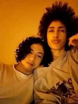 LiverandBrat77 online show from December 12, 11:47 pm