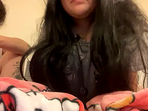 LiverandBrat77 online show from November 12, 3:51 am