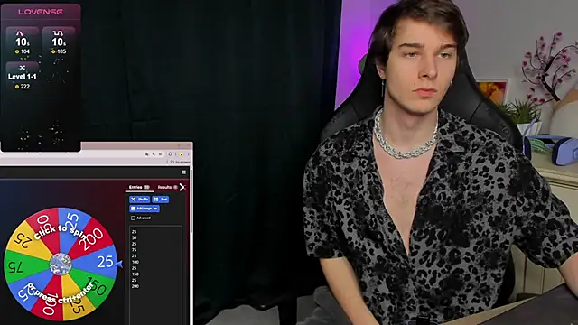 Vincent Strong online show from November 3, 9:21 am