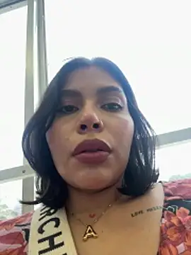 Snapshot of GigiiStone chatting on February 27, 4:51 pm GigiiStone online show from February 27, 4:51 pm