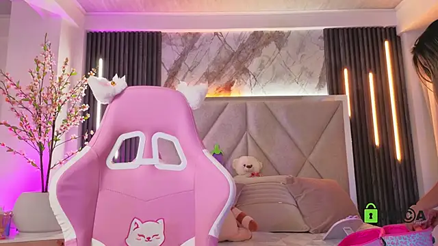 Happy tits online show from June 4, 2:12 pm