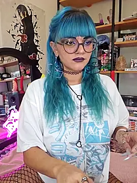 anyalikestosuck online show from November 13, 5:01 pm