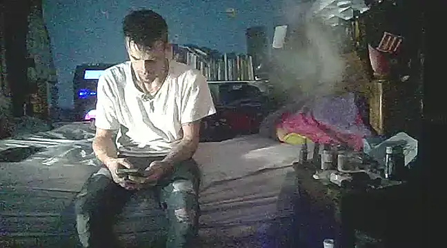 Snapshot of 420jDubz920 chatting on December 21, 7:03 am 420jDubz920 online show from December 21, 7:03 am