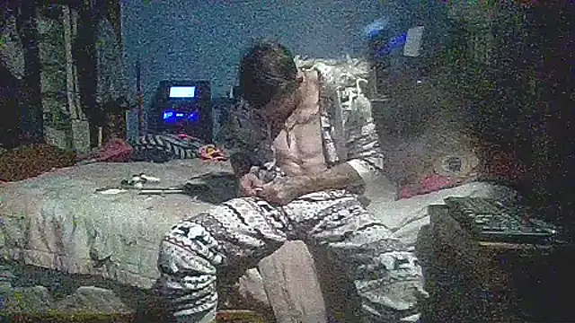 Snapshot of 420jDubz920 chatting on December 22, 12:50 am 420jDubz920 online show from December 22, 12:50 am