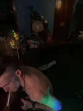 Snapshot of 420jDubz920 chatting on February 1, 7:15 am 420jDubz920 online show from February 1, 7:15 am