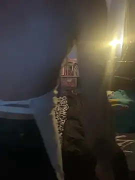 Snapshot of 420jDubz920 chatting on February 4, 6:25 am 420jDubz920 online show from February 4, 6:25 am