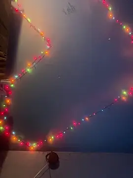 Snapshot of 420jDubz920 chatting on February 8, 5:29 am 420jDubz920 online show from February 8, 5:29 am