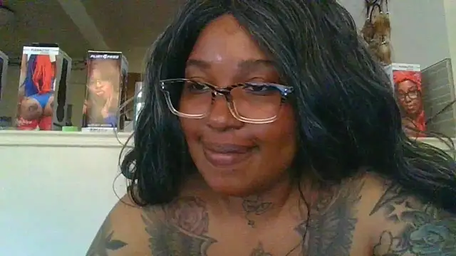 Snapshot of ShaBrimDaPornstar chatting on March 31, 4:07 pm ShaBrimDaPornstar online show from March 31, 4:07 pm