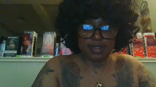 Snapshot of ShaBrimDaPornstar chatting on April 7, 7:58 pm ShaBrimDaPornstar online show from April 7, 7:58 pm