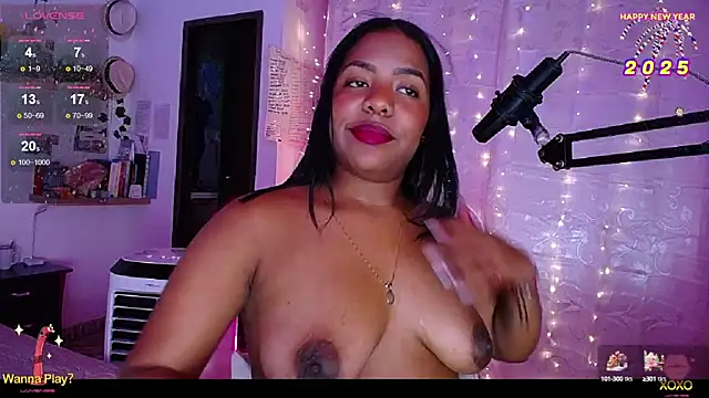 samanthaabloom online show from December 28, 6:39 am
