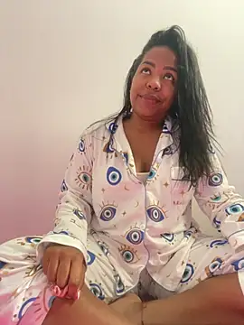 samanthaabloom online show from January 15, 6:00 pm