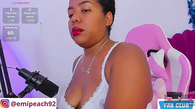 samanthaabloom online show from May 1, 12:37 am